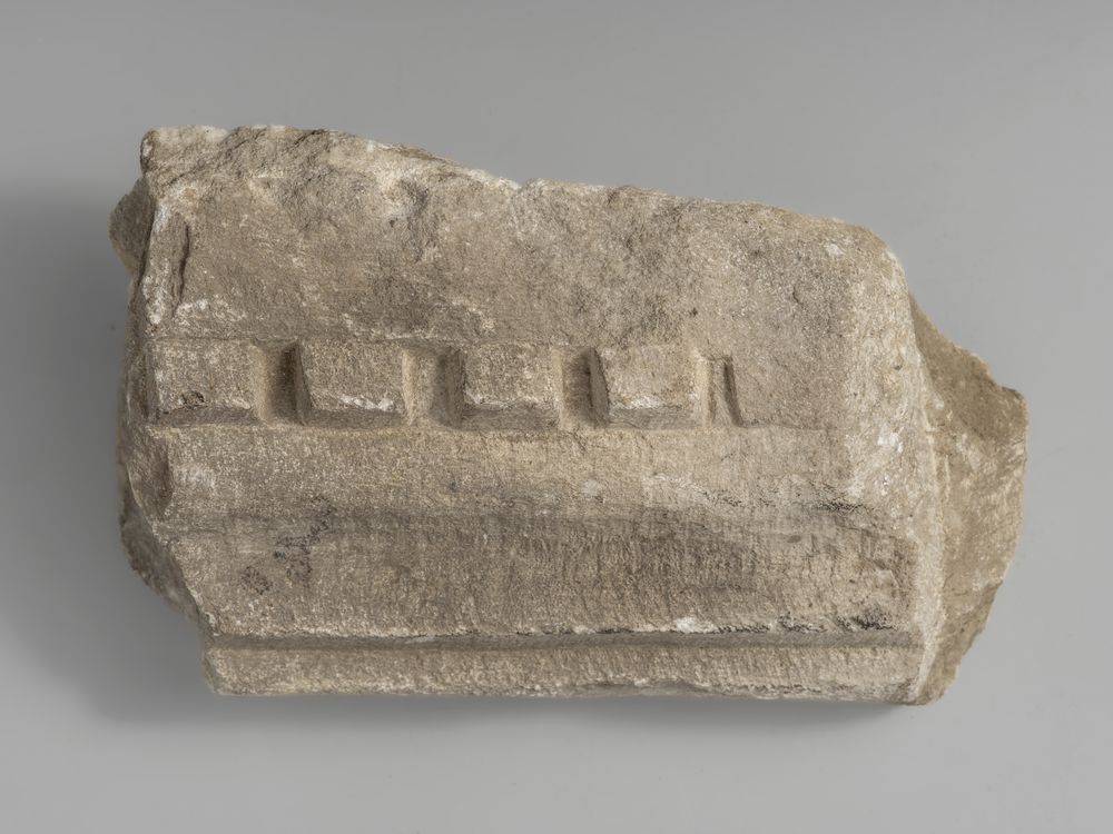 Fragment de corniche