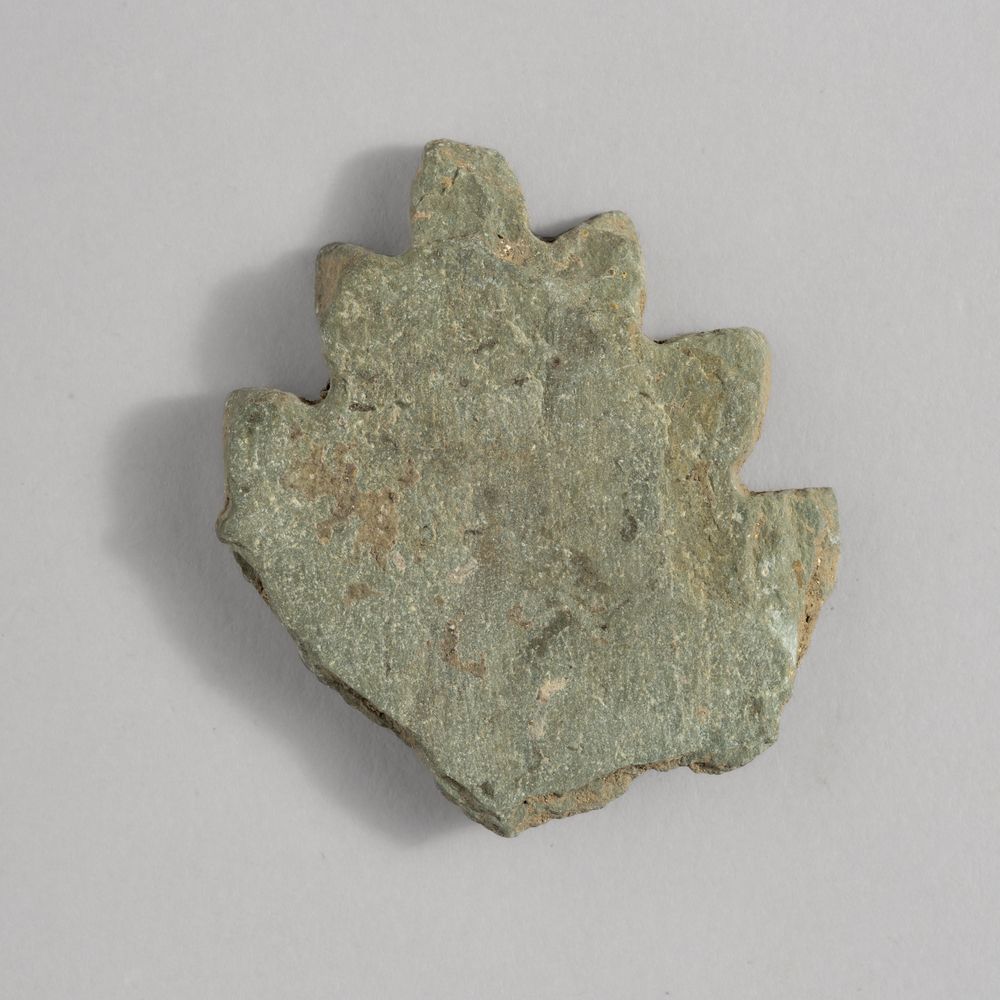 Feuille de chêne – fragment de décor architectural