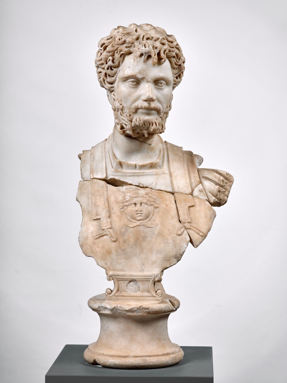 Buste cuirassé de Septime Sévère type III dit 