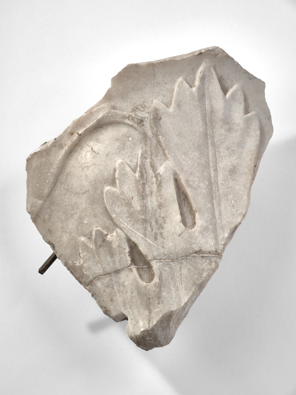 Vase orné d’acanthes et de rinceaux