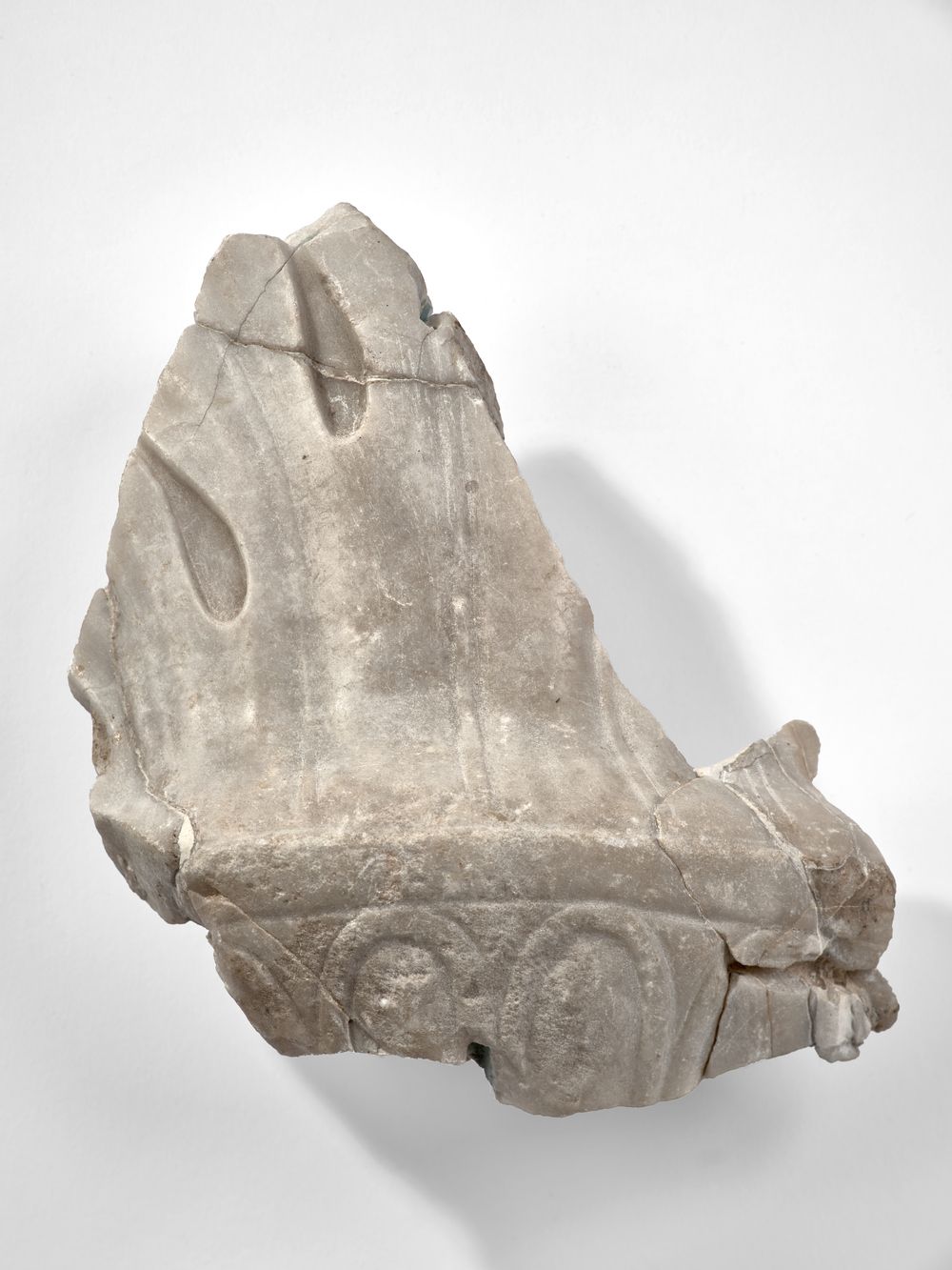 Vase orné d’acanthes et de rinceaux