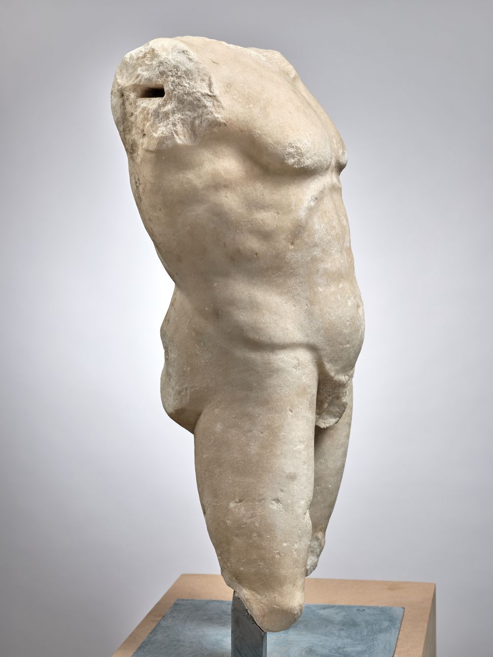 Statue masculine fragmentaire