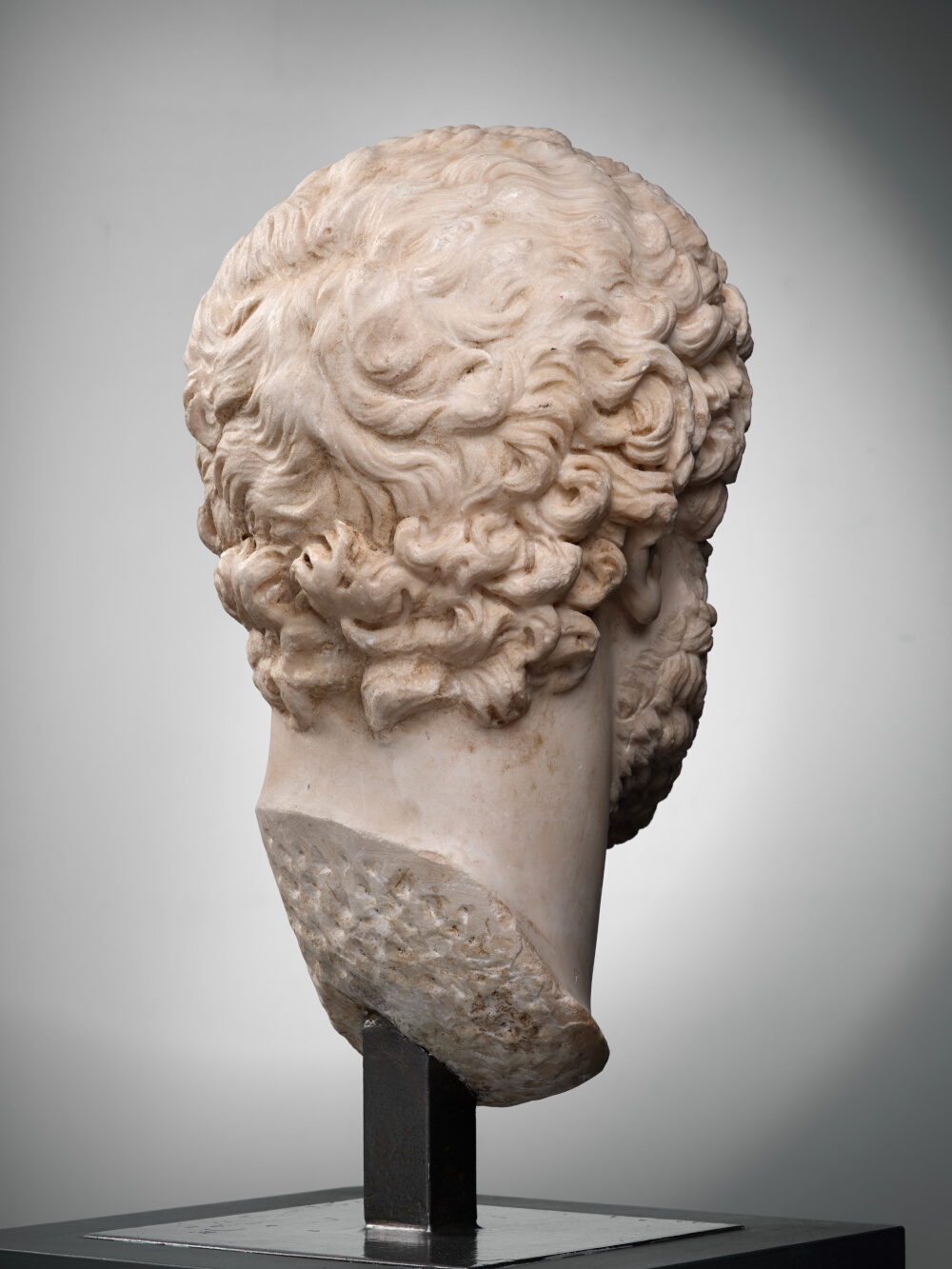 Tête d’Antonin le Pieux