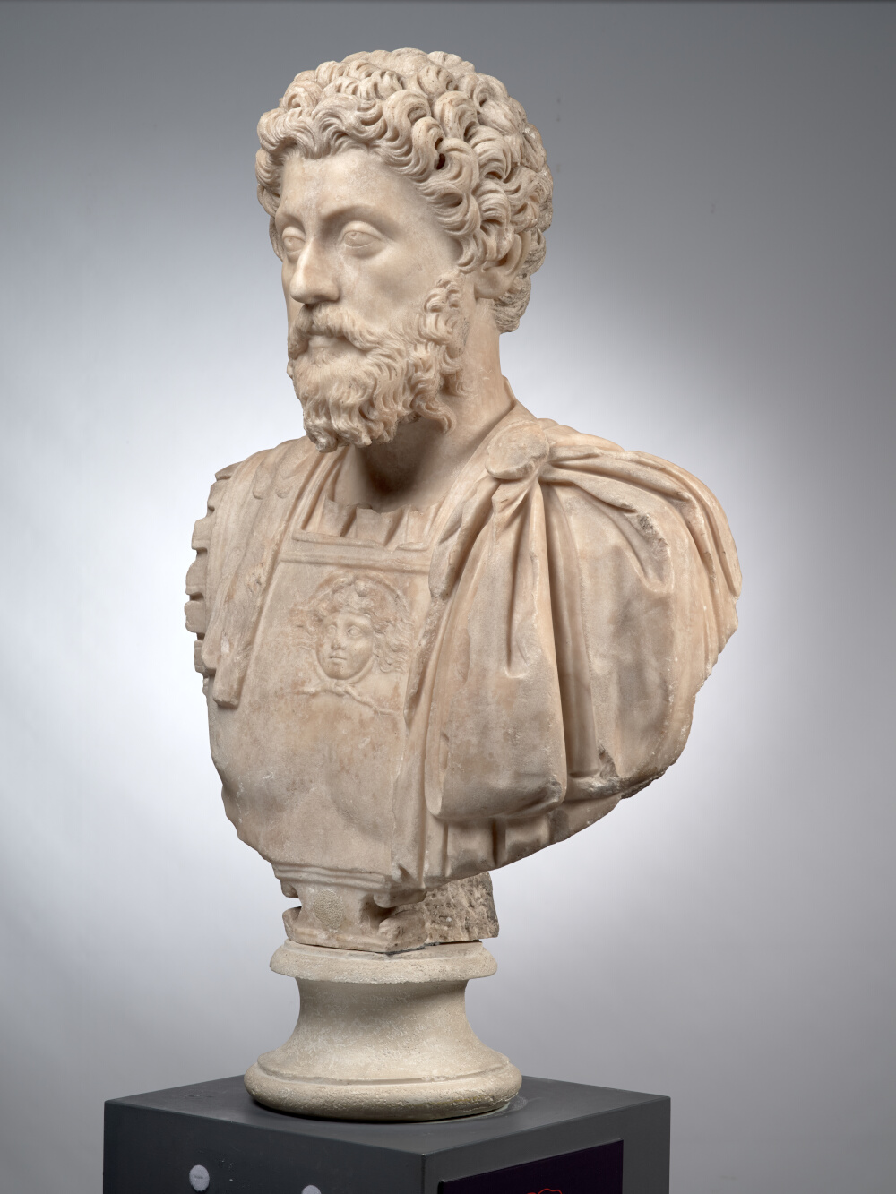 Buste cuirassé de Marc Aurèle âgé