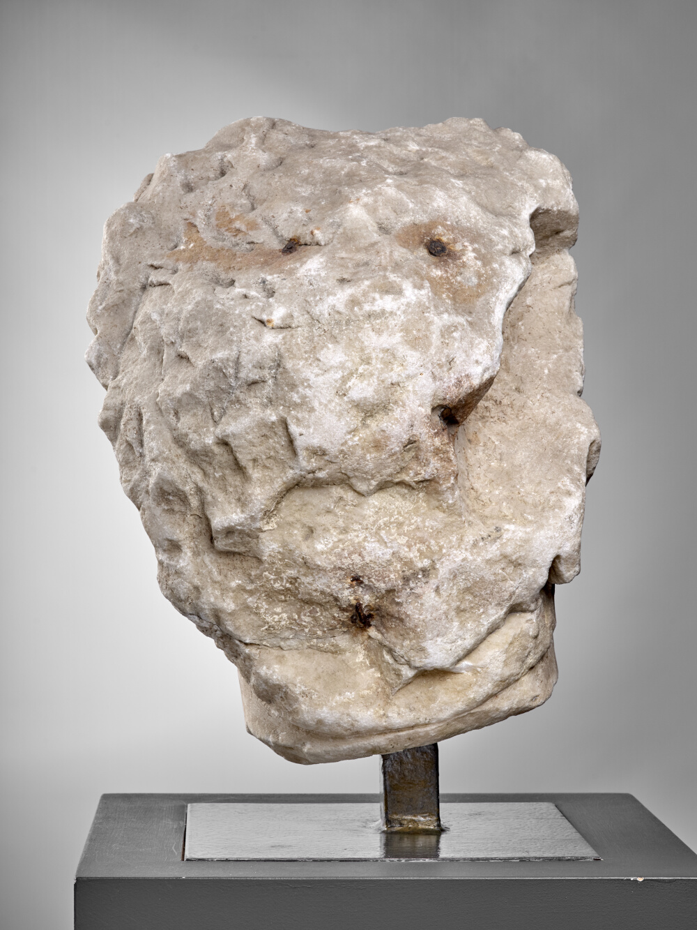 Tête de Tibère couronné de chêne