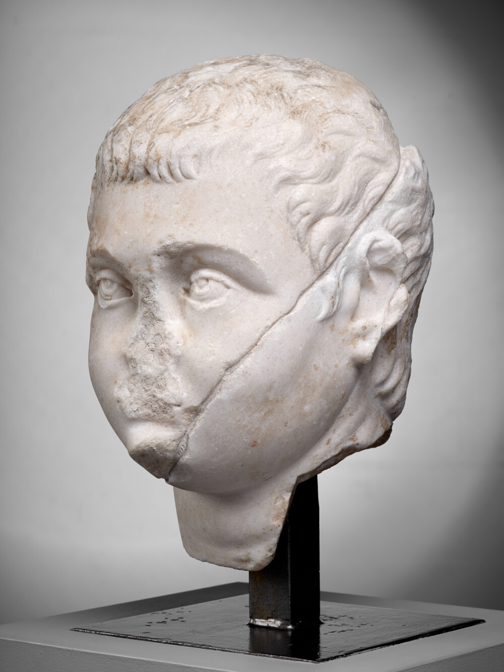 Tête juvénile de Maxence (?)